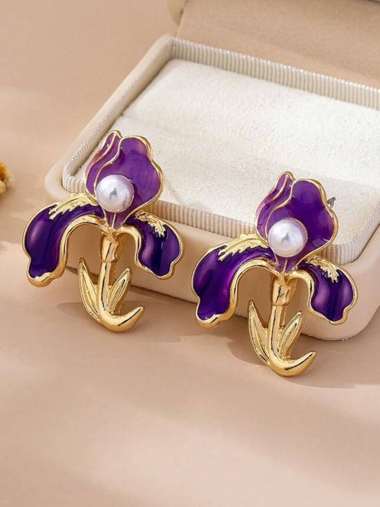 Anthropologie Jewelry - Purple flower earring A1826